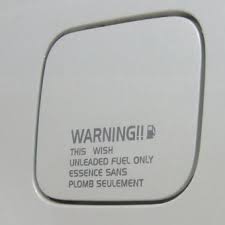 実例集つき 車のステッカーおすすめ15選 アウトドアブランドもチェック camp hack キャンプハック 車 ステッカー ステッカー アウトドア ジムニー ステッカー