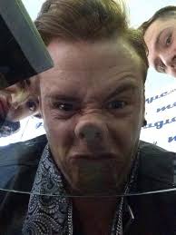 Louise McCusker (@louisemc01)