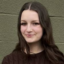 Danielle Fleming's Instagram, Twitter & Facebook