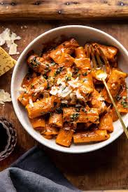 Spicy Pesto Pasta Alla Vodka Half Baked Harvest Recipe Half Baked Harvest Recipes Pasta Alla Vodka Recipes