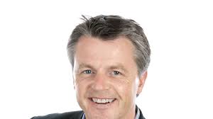 Eye surgeon UK: Richard Caesar