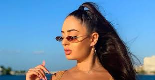 Léa Mary : prête à subir deux nouvelles opérations de chirurgie esthétique