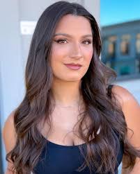 Jessica Barbosa's Instagram, Twitter & Facebook