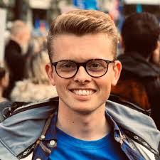 Aaron Wynne's Instagram, Twitter & Facebook