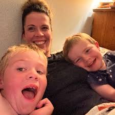 Lorna Pearson is fundraising for Blythe House Hospice