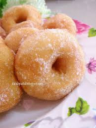 Assamualaikum bunda saya telah mencobaa menggunakan adonan. Resepi Donut Gebu Gebas Tanpa Uli Sayidahnapisahdotcom