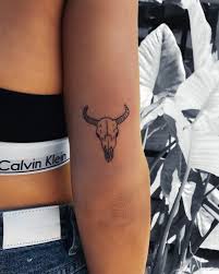Small Tattoos Ideas For Men And Women Best Tattoos Ideas With Photos Ideas Men Photos Small Tattoos Wome In 2020 Cool Small Tattoos Tattoos Tattoos For Guys