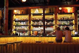 Please inform paris romantique in advance of your expected arrival time. 18 Bars Pour Pecho A Paris Les Meilleurs Bars Pour Un Rencard