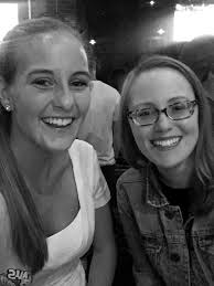 2016 to now trend: First photo: January of 2016 profile picture. Second  photo: Me now. The first photo from 2016, I sent to a friend with the  title: "I'm going to break