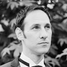 Douglas Weissman's Instagram, Twitter & Facebook