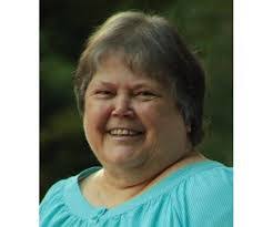 Lisa Hyatt's Instagram, Twitter & Facebook