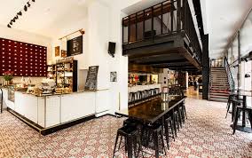 Livemusik, konst och djs är rekvisitan och du är skådespelaren. Scandic Grand Central 4 Stockholm Bis Zu 70 Voyage Prive