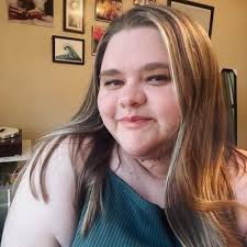 Daisy Mata (@dayzerzz)