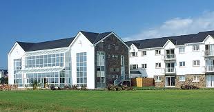 Mother devastated after Ukrainian refugees told to leave Cork hotel