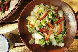 Resep sayur lodeh tahu tempe yang gurih dan pedas untuk menu hari ini. Resep Tumis Sawi Putih Bakso Dan Cara Membuatnya Yang Cepat