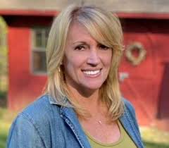 Michelle Krumenacker's Instagram, Twitter & Facebook