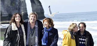 Caroline, olivier, nathalie, fred, marie et françois sont six amis inséparables qui ont acheté une maison de vacances ensemble pour profiter de la vie, des amours mais surtout des emmerdes… Mes Amis Mes Amours Mes Emmerdes Saison 4 Tf1 Le Guide Nouveautes Tele Com