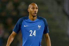 Fransız devi psg'nin galatasaray'da kiralık oynayan steven nzonzi'nin durumunu sorguladığı iddia galatasaray'da kadro dışı bırakılan ve kendine takım arayan steven nzonzi'nin fransa ligue 1. Psg Transfer News Steven N Zonzi Airs Psg Regret After Missing Out On Summer Move From Sevilla Goal Com