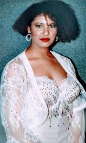 We found 4478 items for selena quintanilla perez short hair. Pin By Karina Macas On La Reina Selena Selena And Chris Perez Selena Quintanilla Perez