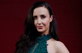 Michelle Edge's Instagram, Twitter & Facebook