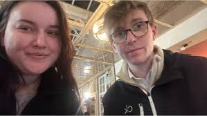 Ideal night out #WineNot wine 🍷 📖