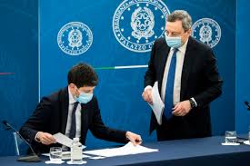 Sul green pass il governo ha intenzione di approvare a breve un nuovo decreto che ne vada a ridefinire le regole riguardo alle modalità per il rilascio, …. Ko49vbukjxmssm