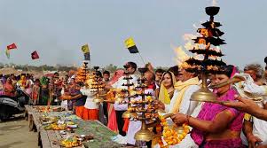 Pengaruh hindu lebih dulu sampai di malaysia dibanding dengan agama islam. 10 Negara Paling Ramai Penganut Hindu Di Dunia Iluminasi