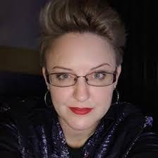 Mandi Steele's Instagram, Twitter & Facebook