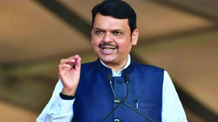पुण्याची आर्थिक गुंतवणुकीत आघाडीमुख्यमंत्री फडणवीस : पुण्यातील नव्या प्रकल्पांमुळे हजारो रोजगाराच्या संधी