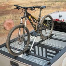 Roof Mounted Big Mouth Bicycle Carrier In Black By Thule Associated Accessories Bicycle Chevrolet Accessories Chevy Accessories