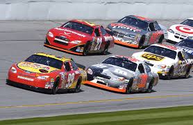 Median hourly earnings of automotive service technicians and mechanics, including commission, were $14.71 in 2002. Stock Car Racing Wikipedia