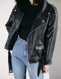 Pin By Estefani On Aesthetics Fashion Leather Jacket Outfits Jacket Outfits