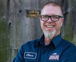 Chris Cavender's Instagram, Twitter & Facebook