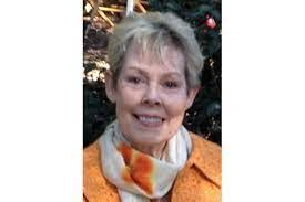 Darlene Bryan's Instagram, Twitter & Facebook