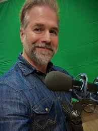 630pm ride to set, enjoying the fading sunlight before a brisk night shoot.  Fun new project, TBA! #actor #onset #setlife #onlocation #acting  #actorslife🎬 #actorsofinstagram #actinglife