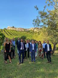 Boutique, design and luxury hotels from 1 to 5 stars. Guardia Sanframondi Il Pianto Del Coccodrillo Infosannio