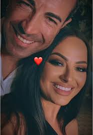 Love You: CapCut Mods and Real Love Expressions