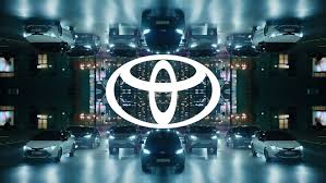 Fri, aug 13, 2021, 4:00pm edt Toyota Rebrands With Flat Logo And Abandons Wordmark