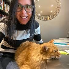 Lori Tindall's Instagram, Twitter & Facebook