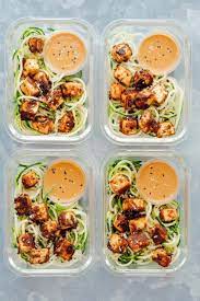 Crispy Sesame Tofu With Zucchini Noodles Veggie Meal Prep Recipe Veggie Meal Prep Easy Meal Prep Lunches Vegetarian Meal Prep