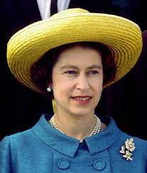 Rare Notes Sent By The Queen To Her Milliner Her Majesty The Queen Queen Elizabeth Young Queen Elizabeth