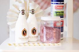 My girls and i love to do crafts. Bridal Shower Diy Rosa Glitzer Sektflaschen Fashion Kitchen