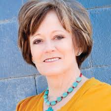 Susie Bray's Instagram, Twitter & Facebook