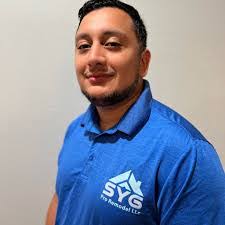 Sebastian Quijada's Instagram, Twitter & Facebook