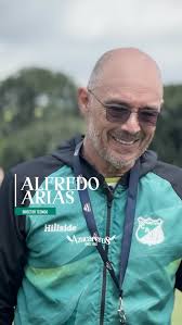 🎙️ El profesor Alfredo Arias con las novedades en la previa de la fecha 18  ante Alianza en Valledupar , 💪 𝐓𝐨𝐝𝐨𝐬 𝐣𝐮𝐧𝐭𝐨𝐬, 𝐫𝐞𝐧𝐝𝐢𝐫𝐬𝐞  𝐧𝐨 𝐞𝐬 𝐮𝐧𝐚 𝐨𝐩𝐜𝐢𝐨́𝐧. , #VamosCali🇳🇬