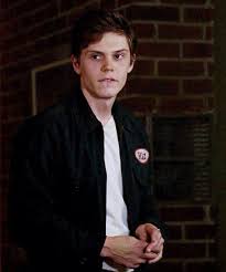 American Horror Story Asylum Kit Walker Enfp Http Funkymbtifiction Tumblr Com Post 99403880 Evan Peters American Horror Story Evan Peters American Horror