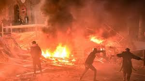 », publiée dans le journal libération, pour soutenir le mouvement des gilets jaunes et affirmant que « les gilets jaunes, c'est nous » 1. Video Gilets Jaunes Acte Iv Bordeaux Toulouse Saint Etienne De Nombreux Incidents En Regions Lci