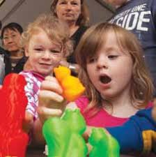 MAKING MEANING [M2] • New York Hall of ScieNce • MaY 2013