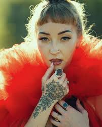 Portraits of Ally MFG I like faces