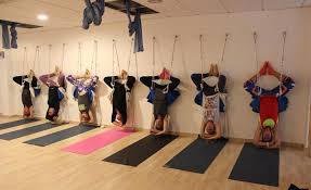 The iyengar way of teaching is unique in the modern day melange of yoga classes and teaching methods. Know What Iyengar Yoga Is And What Health Benefits It Has